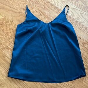 Women’s Banana Republic Size XS navy blue camisole tank top